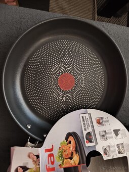 Antikorová panvica Tefal 28 cm - 6