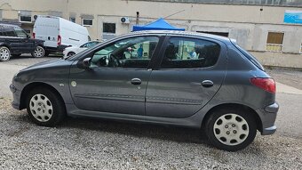 Peugeot 206 1.4 - 6