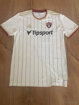 Dres Martin Škrtel 2021/22 - 6