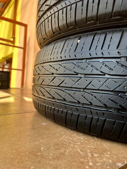 215/60 R17 letne pneu— 2 kusy- - 6