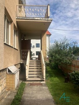 Vila, 6 i, aj pre dve rodiny, na firmu , so záhradou  v cent - 6