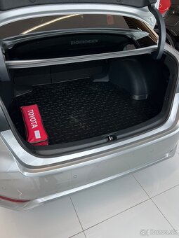 Nová Toyota Corolla Sedan 1.5 Style Manuál - 6