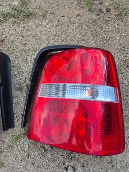 Predám zadné svetlá na Volkswagen Touran mk1 mk2 - 6