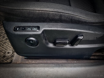 VW Golf 5 2.0TDI DSG - 6