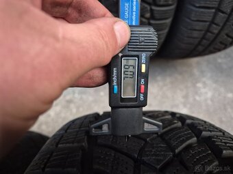 215/65 r17 zimné 4 ks GOODYEAR dezén 8,3 - 7,1 mm - 6