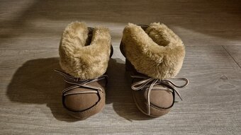 Set capačky č.20 + kožušinová riflová bundička v.68 - 6