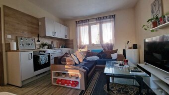 INVESTIČNÁ PRÍLEŽITOSŤ - Rodinný dom s 5 bytovými jednotkami - 6