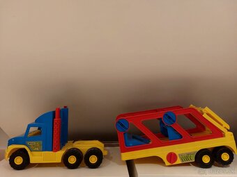 Predam hrackarske auta - 6