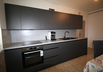 EXKLUZÍVNE Predaj rodinný dom Trstice - 6