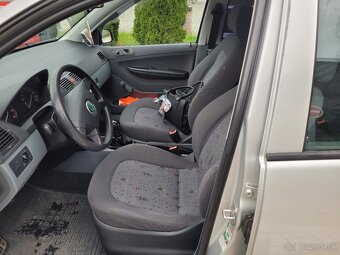 Predám škoda fabia 1.4 50kv Rv 2003 - 6
