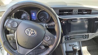 Toyota Auris 1,6 Valvematic (Final Edition) - 6