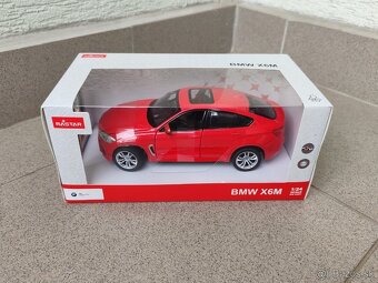 Predám toto 20 cm BMW 6 v mierke 1:24 - NOVÝ, KOVOVÝ MODE - 6