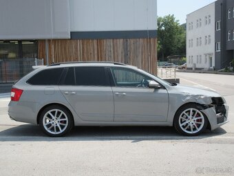 Škoda Octavia Combi 2.0 TDI DPF RS DSG - 6