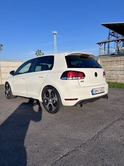 VW Golf 6 GTI 2.0 TSI - 6