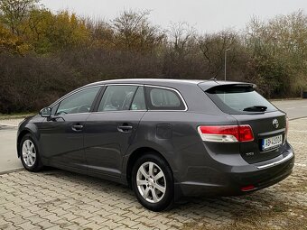 Toyota Avensis 1.8 benzin Sol - 6