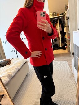H&M červený kabát krátky, veľkosť 40 (sedí na medium) - 6