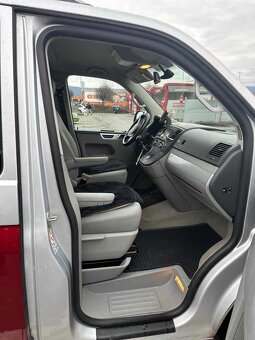 Predám VW Multivan T5 Comfortline - 6