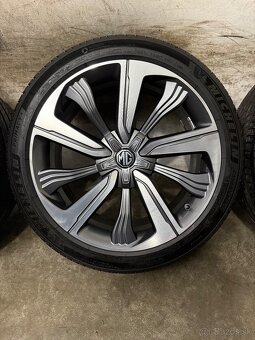 Letná sada 5x120 R19 , 235/45/19 MG Marvel - 6