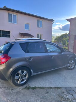 KIA Ceed - 6