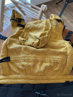 Rischino ergonomický nosič HONEY MAGIC ART - FLEXIBLE - 6