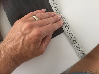 Kvalitny oblek v.134 obleceny 2 razy - 6