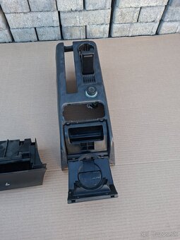 Popolnik + držiak napojov Octavia 1 - 6