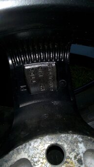 Predam Alu kolesa Dezent 5x114.3,205/60,r16 zimne pneu - 6