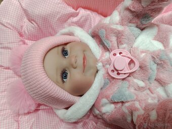 Realistická bábika Veronika - 6