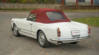 Alfa Romeo 2000 Spider 1961 - 6
