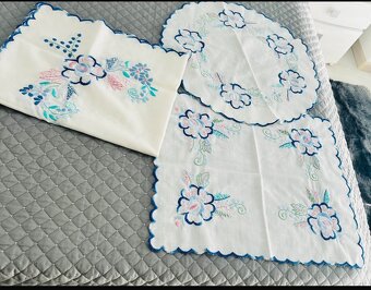 Ručne vyšívané obrusy - 6