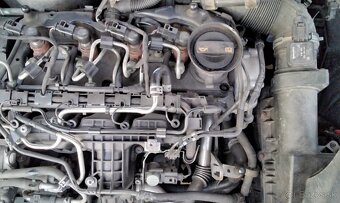 Volkswagen Passat B7 1.6 TDI 2011 predám DVERE, MOTOR CAY - 6