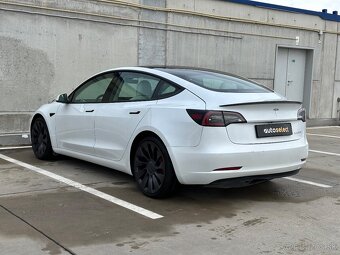Tesla Model 3 - 6