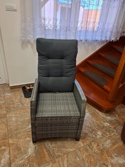Predám sadu ratankvého nábytku. - 6