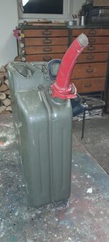 Plechová bandaska kanister. - 6