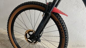 KONA BIG Honzo,  ram  "L".  TOP - 6