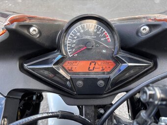 Honda cbr125 - 6