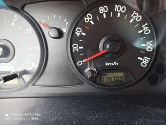 Kia picanto 1,1 - 6