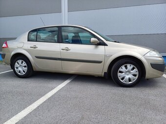 Renault Megane II sedan 1,6 benzín - rok 2008 - Klimatizácia - 6
