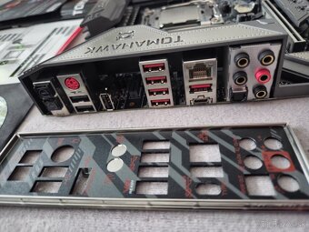 MSI X299 Tomahawk + I7-7800X + 16GB DDR4 - 6