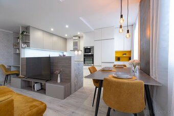 NA PREDAJ 3 IZBOVÝ BYT S VEĽKOU LODŽIOU PO KOMPLETNEJ REKONŠ - 6
