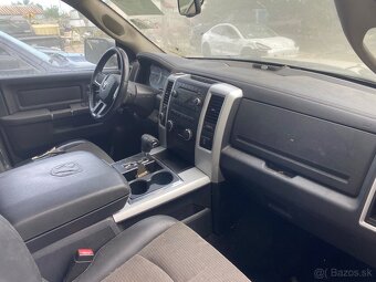 Dodge Ram 5.7 4x4 2011 R.V - 6