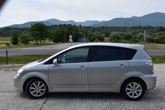 Toyota Corolla Verso 2.0 D-4D Base - 6