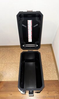 Kufor SW-MOTECH TRAX ADV 45l pravý čierny nový - 6