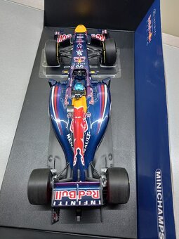 F1 INFINITI RED BULL RB10 2013 VETTEL MINICHAMPS 1:18 - 6