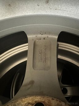 5x114.3 R16 Dezent - 6