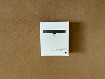 Apple  Lightning Dock - 6