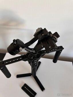 DJI Ronin S s dvojrúčkou DJi - 6