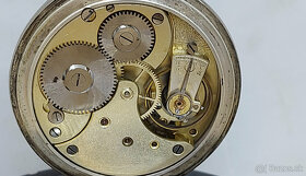 Predám funkčné starožitné vreckové hodinky No.1254839 Ω 115 - 6