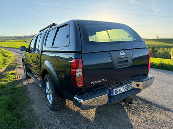 NISSAN NAVARA DOUBLE CAB 2,5 - 6