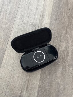 PSP + hry - 6